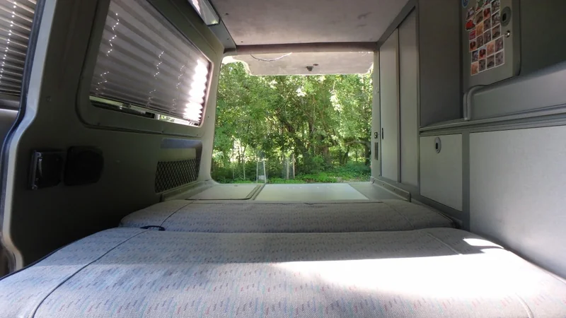 1995 Volkswagen Eurovan 8