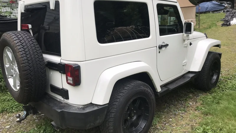 2010 Jeep Sahara 2