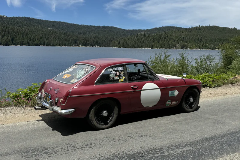 1968 MG B-GT 2