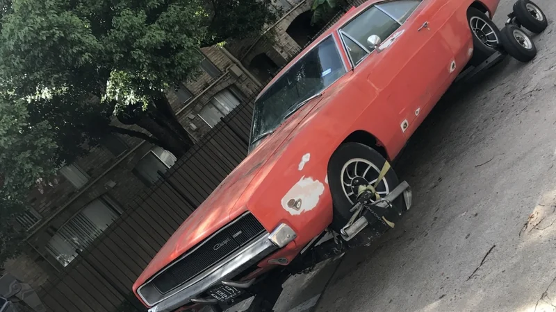 1968 Dodge Charger 2
