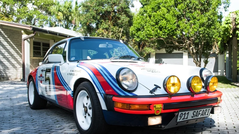 1983 Porsche 911 Martini 2