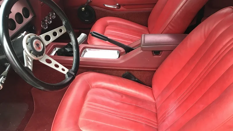 1977 Ford Mustang II 2