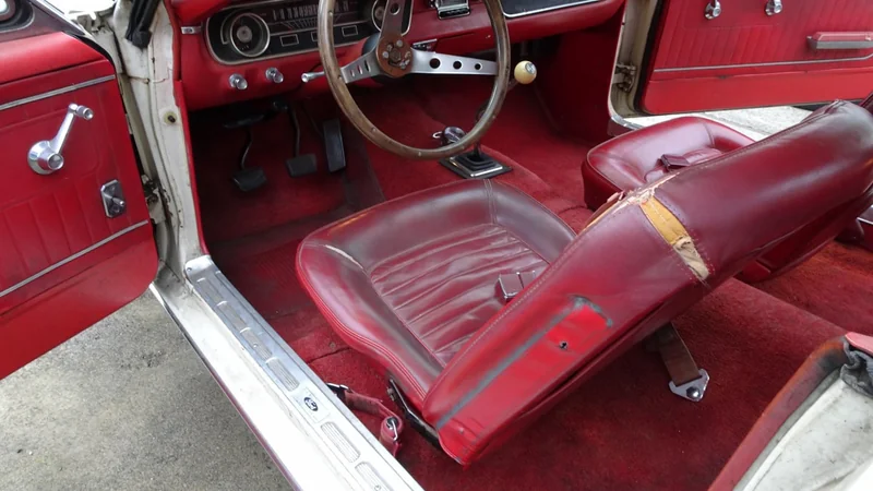 1965 Ford Mustang 5
