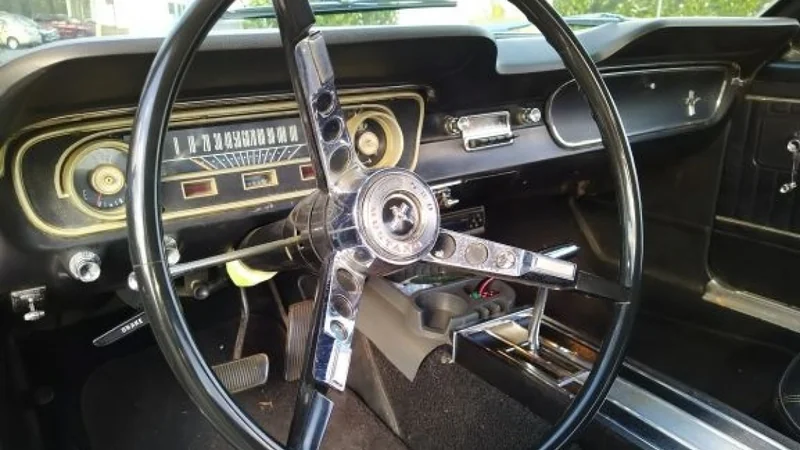 1965 Ford Mustang 11