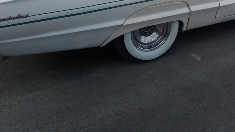 1965 Ford Thunderbird 3