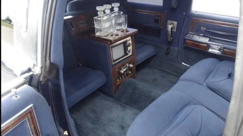 1979 Lincoln Town Car Limo 2