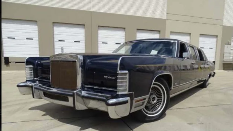 1979 Lincoln Town Car Limo 3