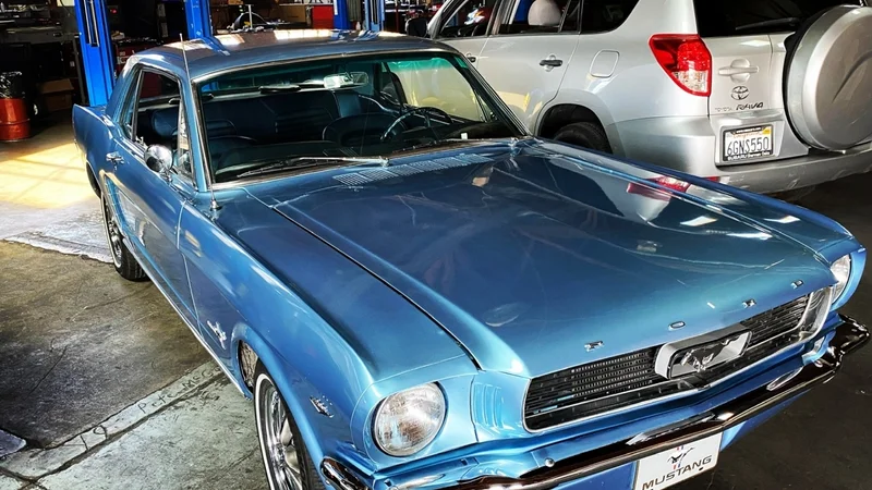 1965 Ford Mustang 5