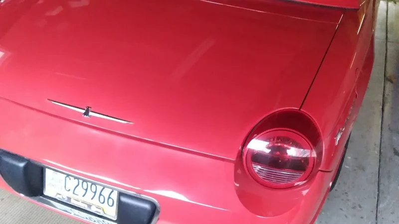 2003 Ford Thunderbird 1