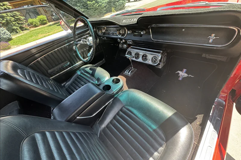 1965 Ford Mustang 2