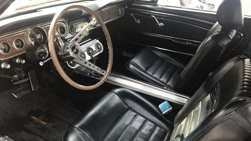1965 Ford Mustang 6