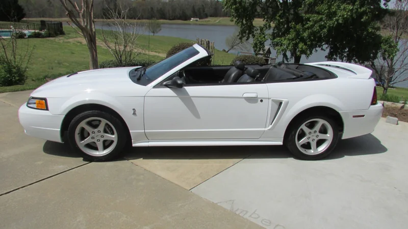 1999 Ford Mustang 2