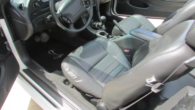 1999 Ford Mustang 3