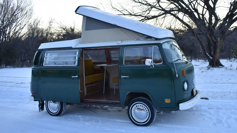 1973 Volkswagen Bus 3