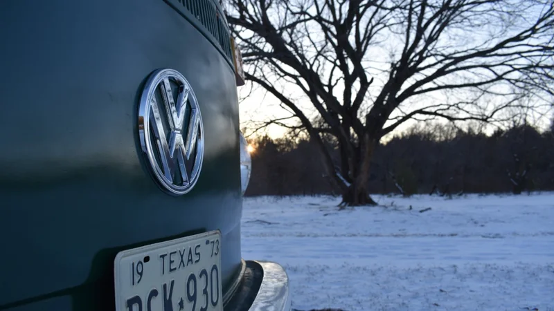 1973 Volkswagen Bus 7