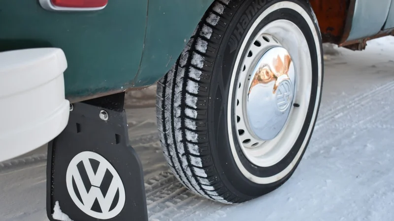 1973 Volkswagen Bus 10