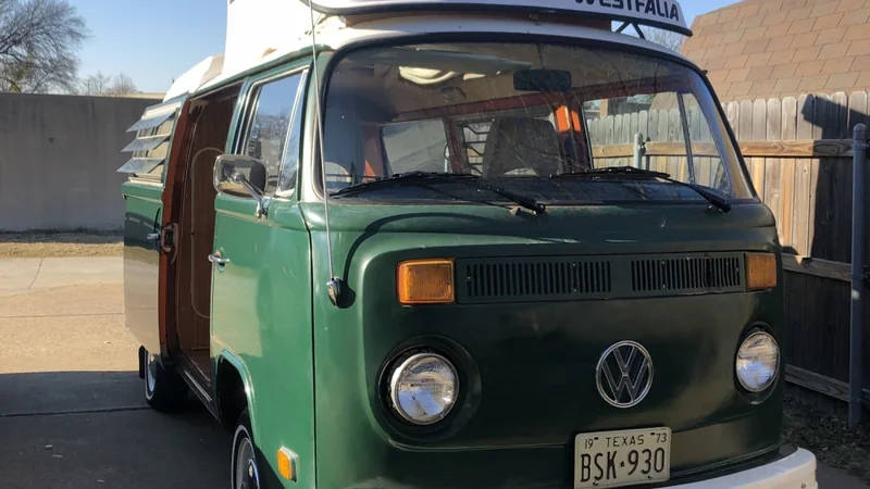 1973 Volkswagen Bus 5