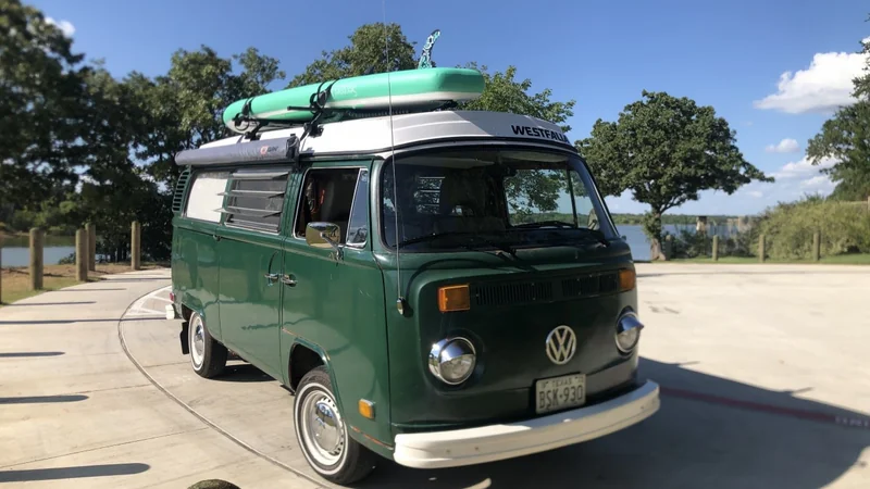 1973 Volkswagen Bus 2