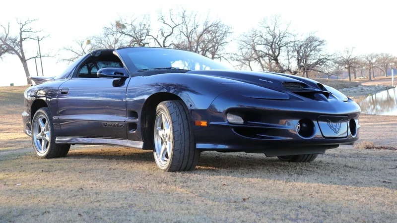 2000 Pontiac Trans AM WS6 8