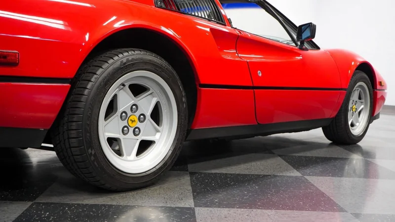 1986 Ferrari 328 GTS 14