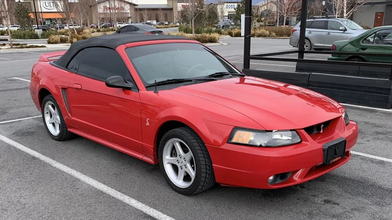 1999 Ford Mustang 2