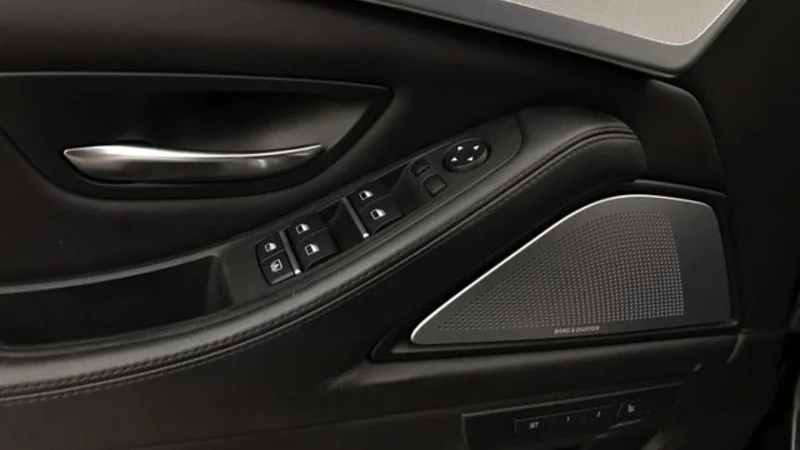 2016 BMW M5 Competition 7