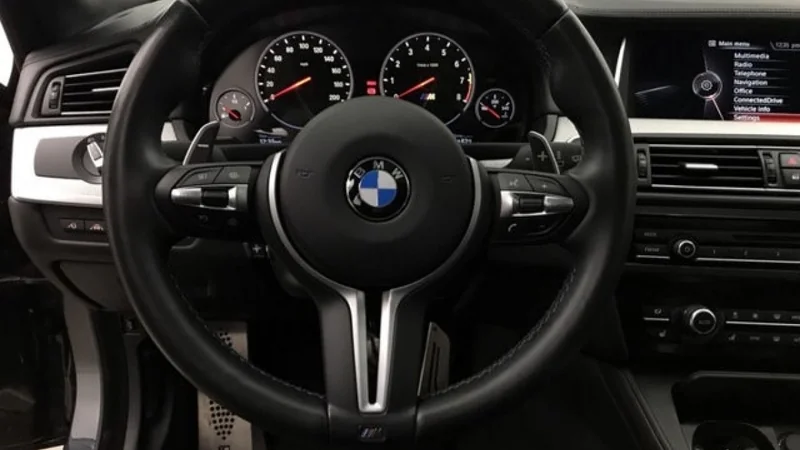 2016 BMW M5 Competition 9