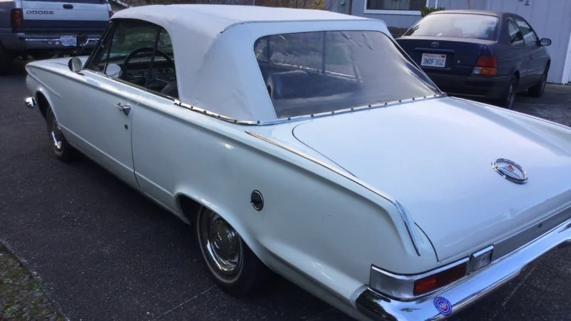 1963 Plymouth Valiant Signet 200