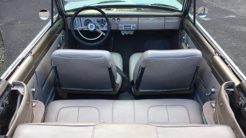 1963 Plymouth Valiant Signet 200