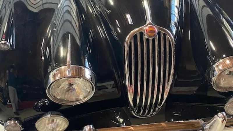 1957 Jaguar Xk140 4