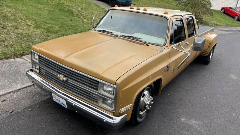 1984 Chevrolet C30 3