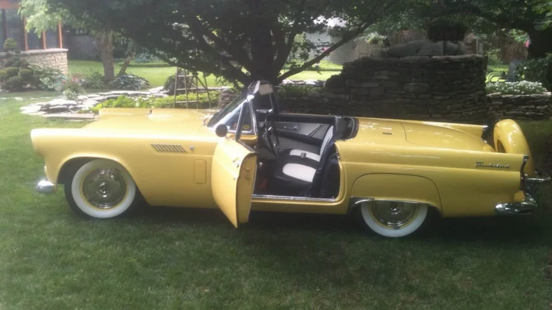 1956 Ford Thunderbird