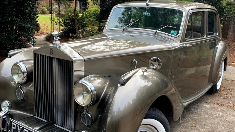 1955 Rolls-Royce Silver Dawn 9
