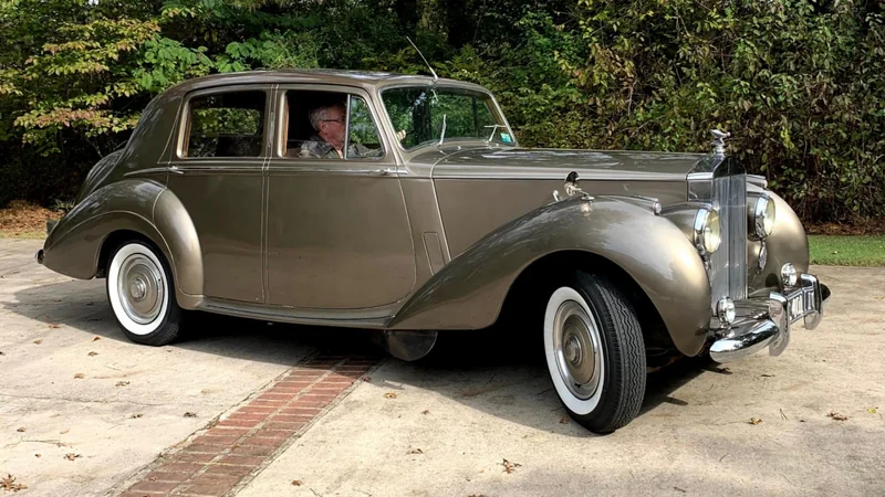 1955 Rolls-Royce Silver Dawn 4