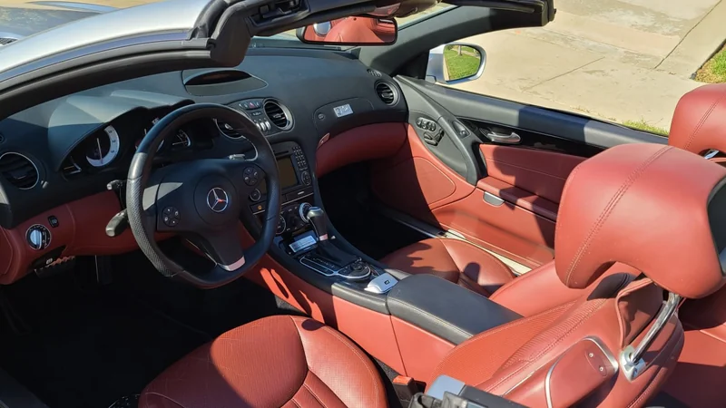 2009 Mercedes-Benz SL550 in Oakland 2