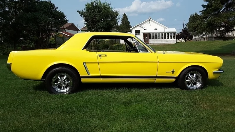 1965 Ford Mustang 2