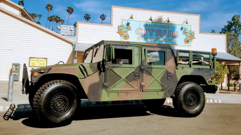 1992 AM General M998 4