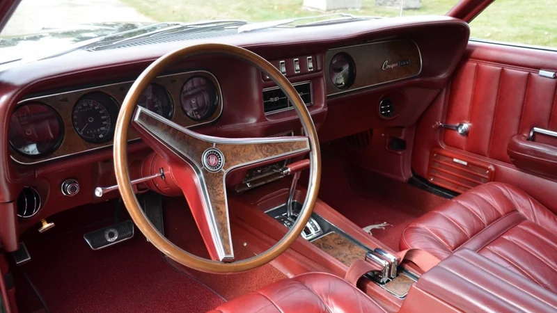 1969 Mercury Cougar XR7 4