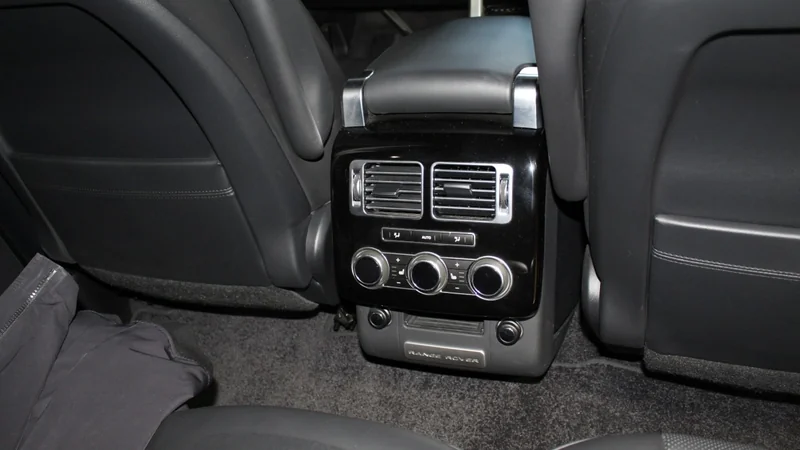 2014 Land Rover Range Rover 11