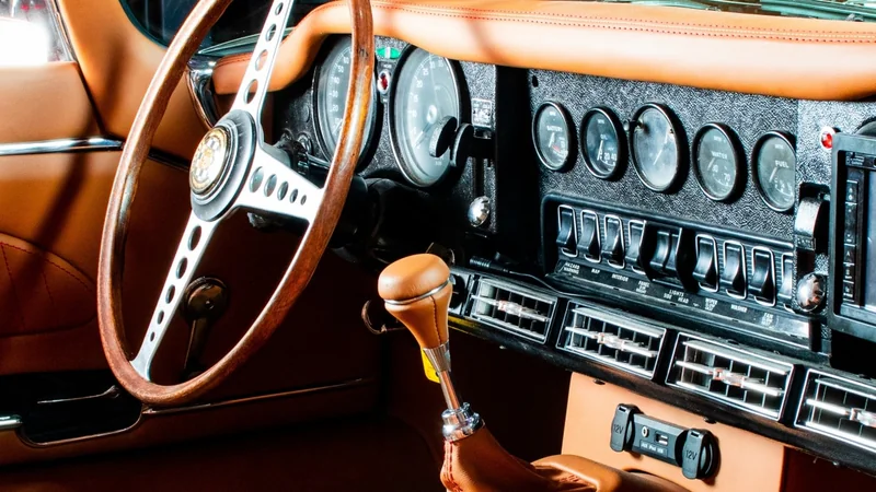 1968 Jaguar E Type 9