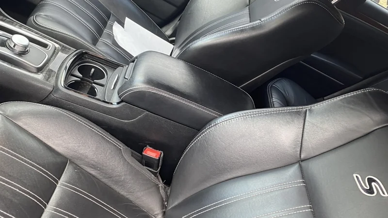 2018 Chrysler 300 6