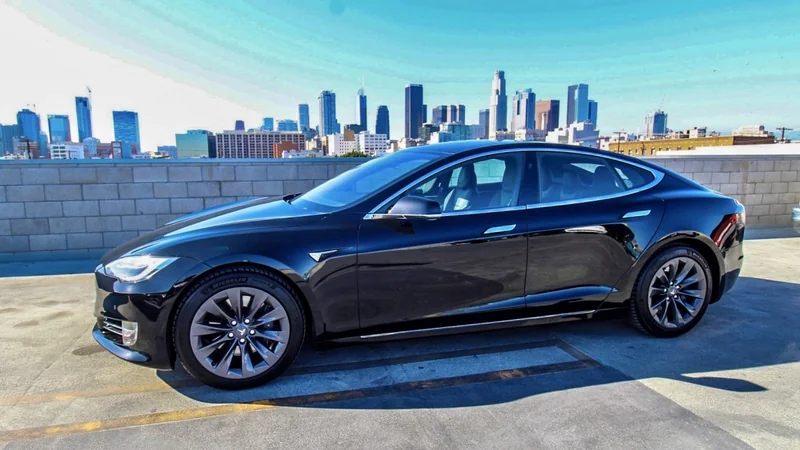 2017 Tesla Model S 6