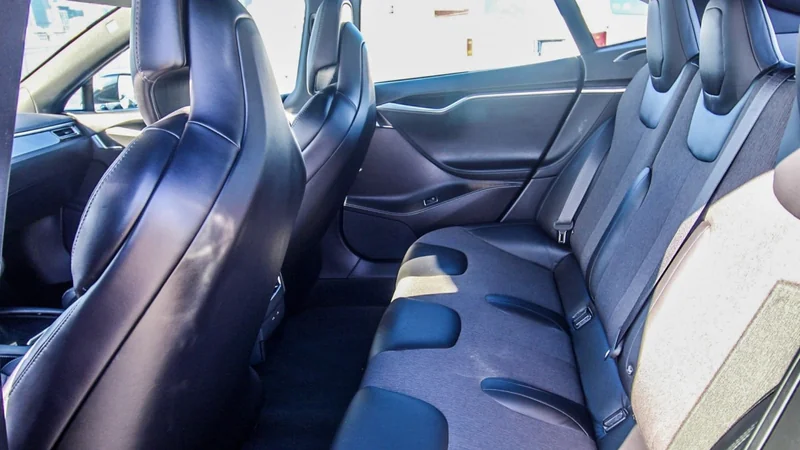 2017 Tesla Model S 4