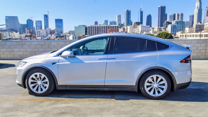 2017 Tesla Model X (Truck) 2