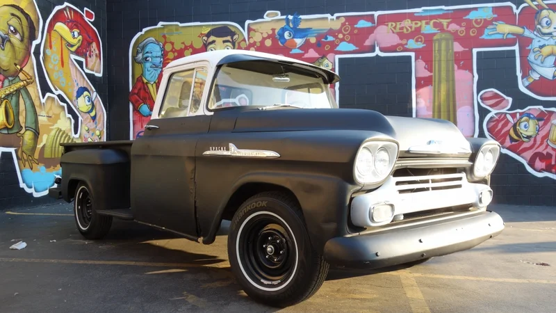 1958 Chevrolet Apache 2