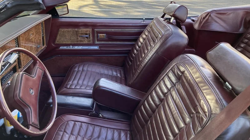 1983 Buick Riviera 5