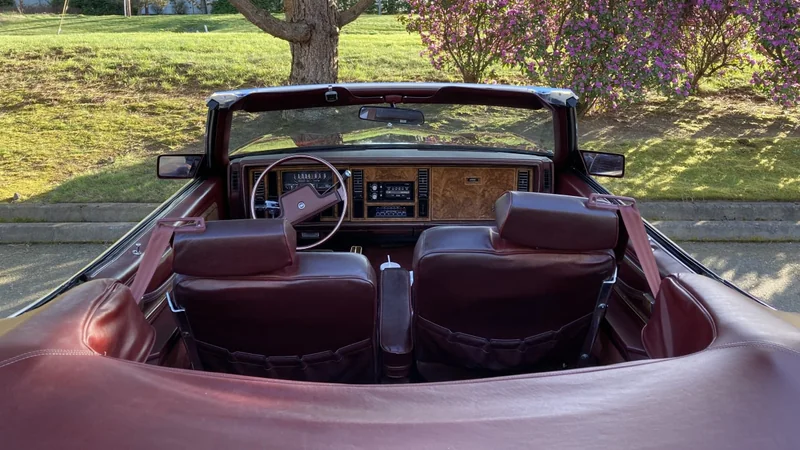 1983 Buick Riviera 2