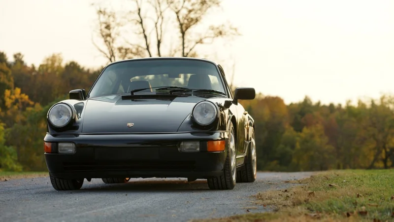 1990 Porsche 911 Carrera 2