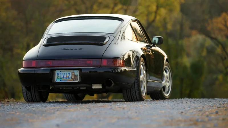 1990 Porsche 911 Carrera 2