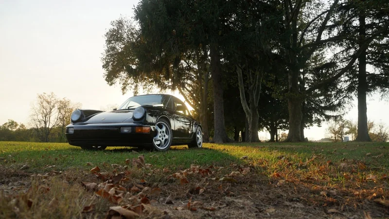 1990 Porsche 911 Carrera 2 10